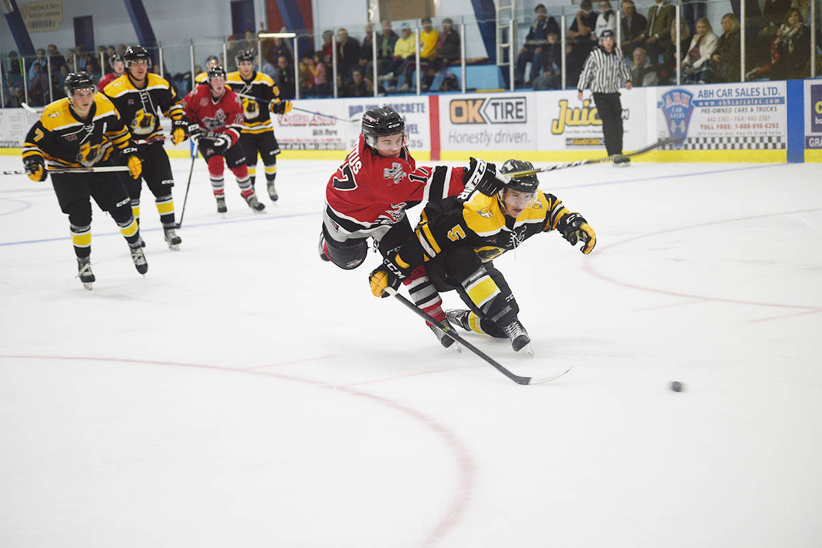 Bruins announce new coach as Olauson leaves team