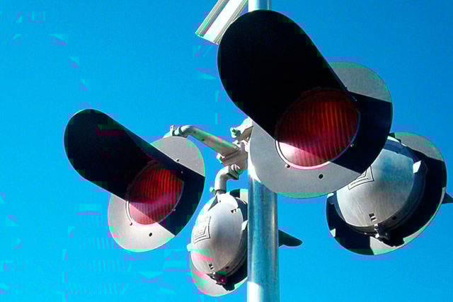 21668107_web1_train24-S