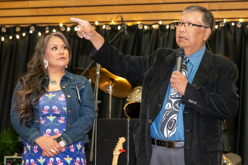  Lake Native Development organized a gala dinner and dance as part of the 25th anniversary Indigenous People’s Day celebration in  Lake