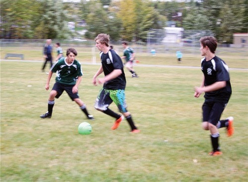 23403burnslakeSoccer_season_kicks_off