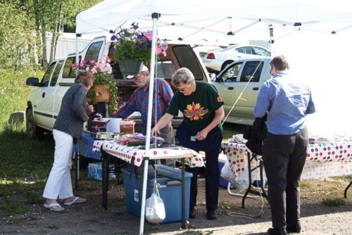 24527burnslakeMarket_fresh