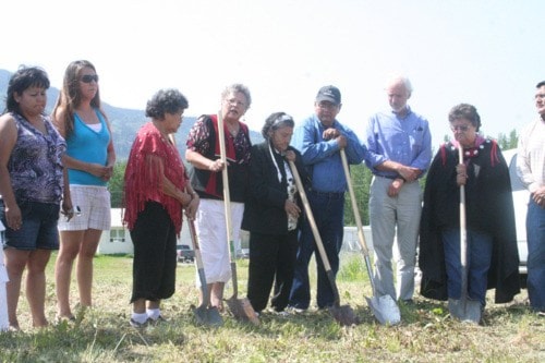 New hall and clinic for Wet'suwet'en