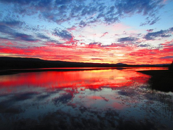 Red sky at night