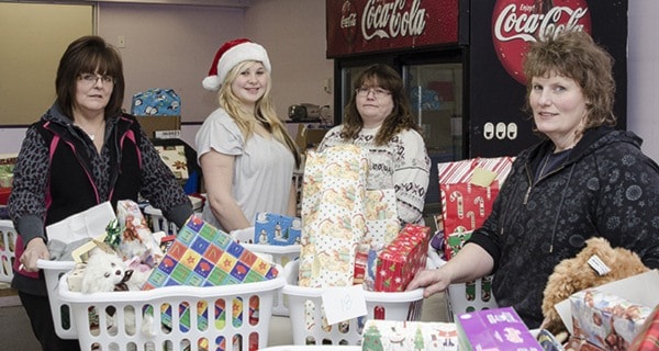 Christmas hampers delivered