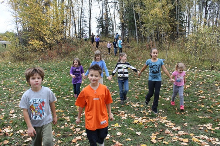 Decker Lake students run for Terry