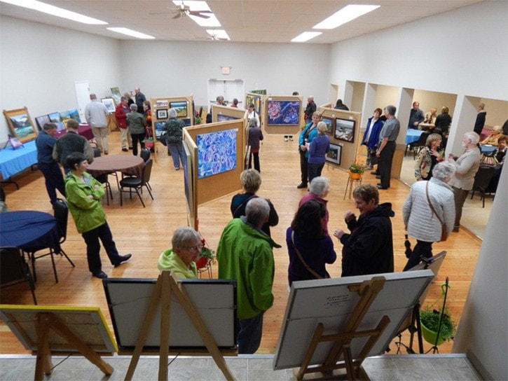 Art show brings local artists together