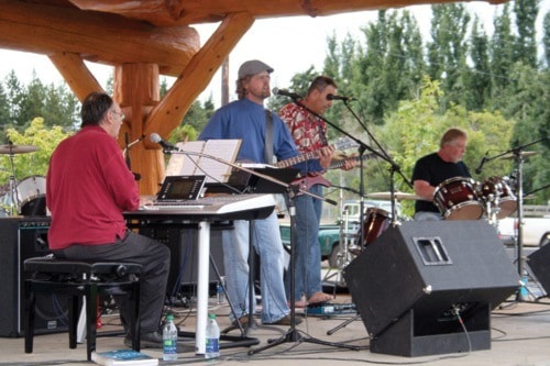 63670burnslakeBig_pig_gig_in_the_park