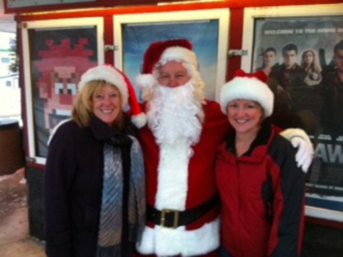 Santa stops by Theatre