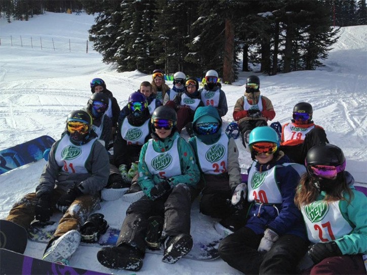 LDSS snowboard teams qualify for provincials