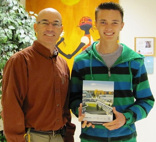 Brochez wins scholarship