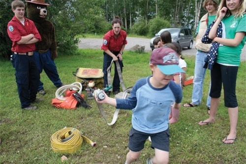 83064burnslakeJunior_firefighters