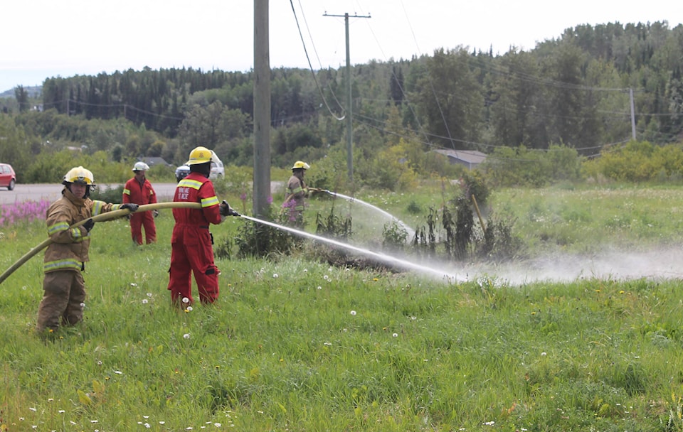 7925280_web1_Grass-fire1