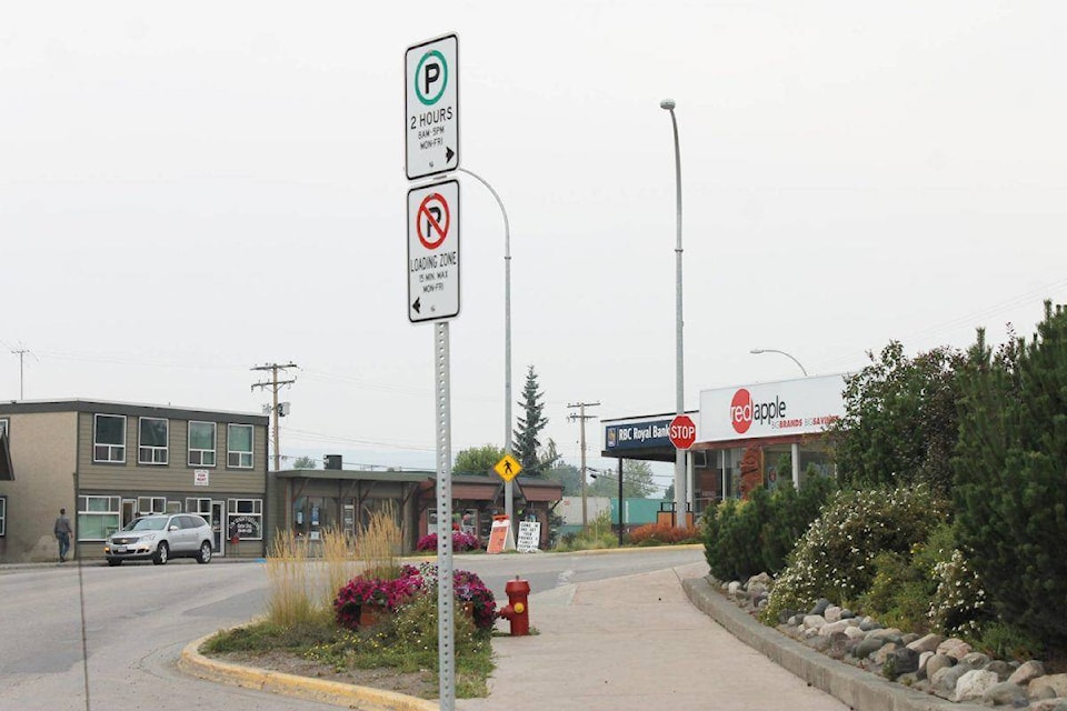 9118150_web1_9023069_web1_171025-LDN-parking-sign