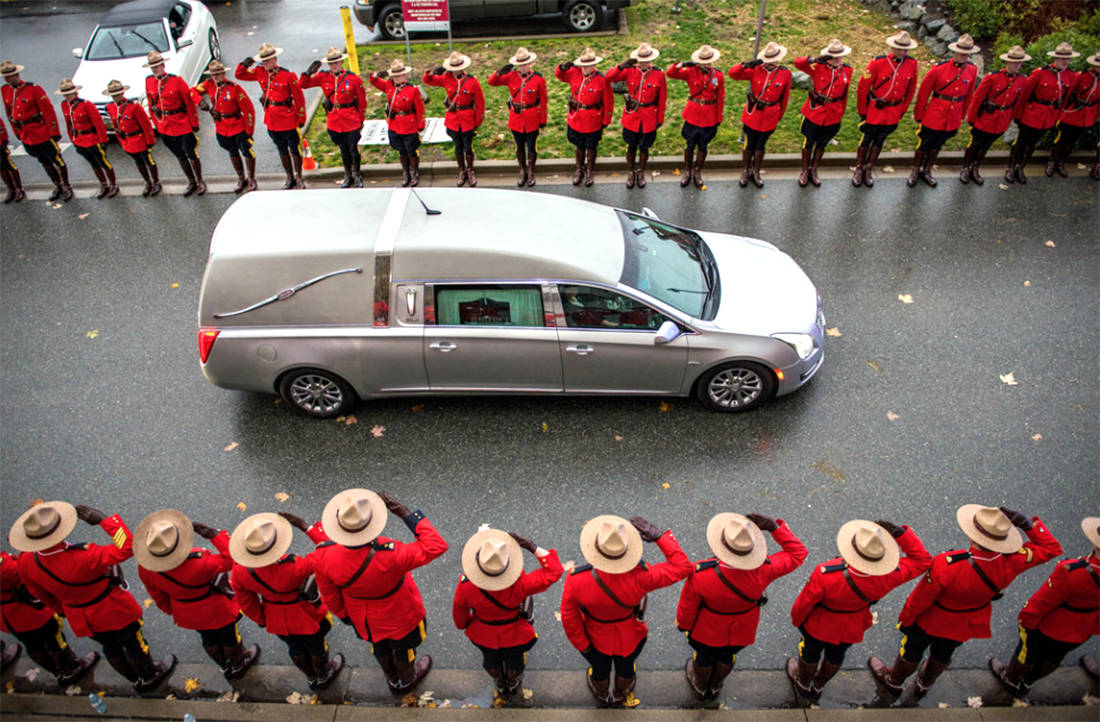 9446143_web1_171122-ABB-John-Davidson-funeral_7