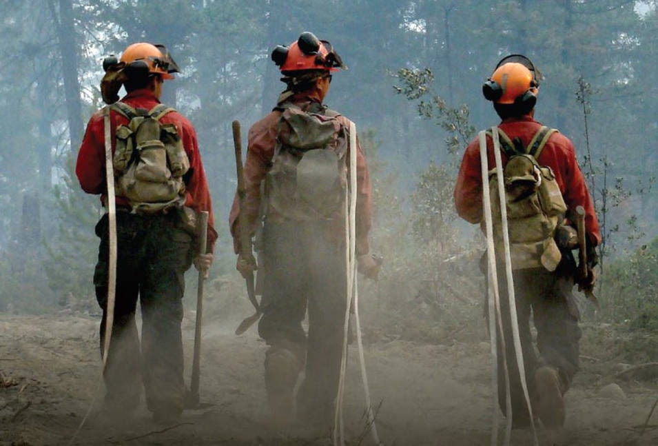 12457278_web1_180627-LDN-wildfire.image.2