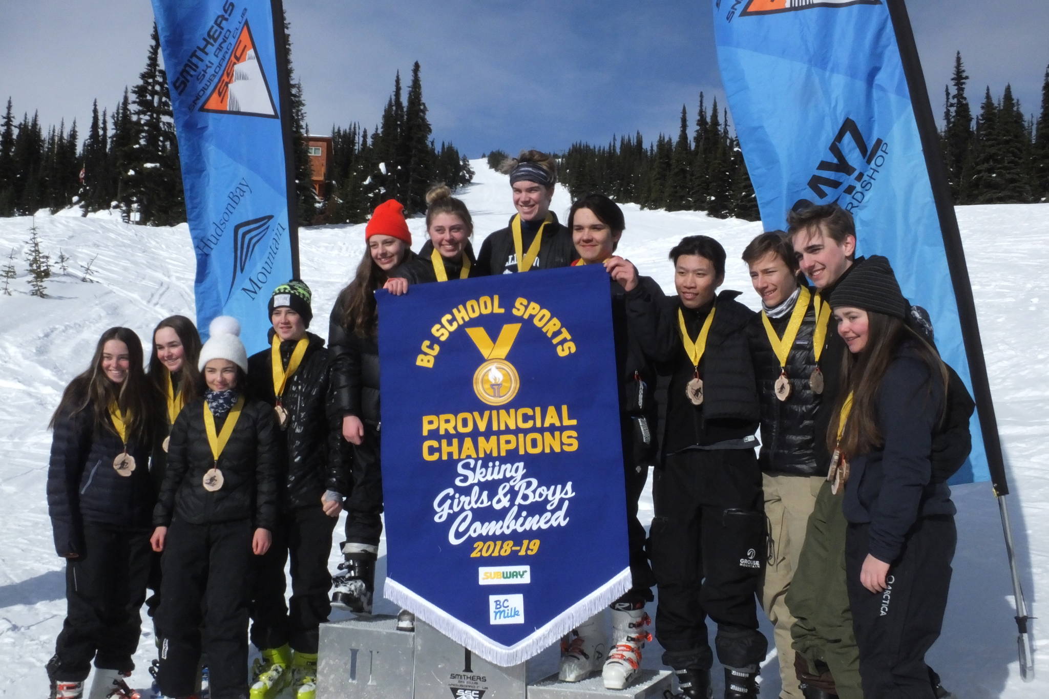 15899376_web1_Collingwood-ski-combined-champs