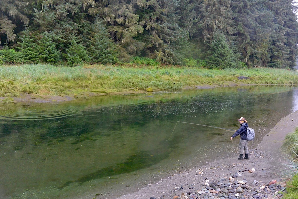 18131640_web1_fishing