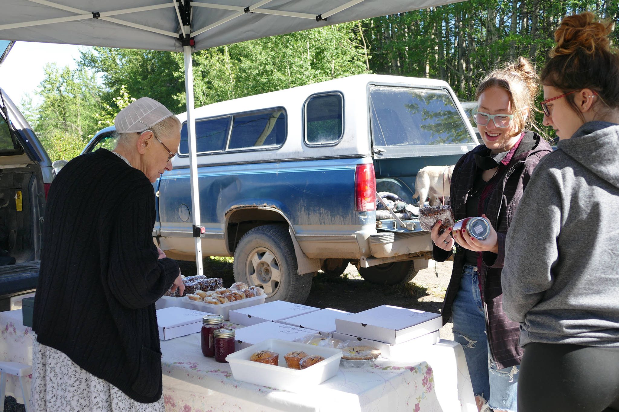 25463489_web1_210616-LDN-SA.FarmersMarket-FIRSTMARKET_3