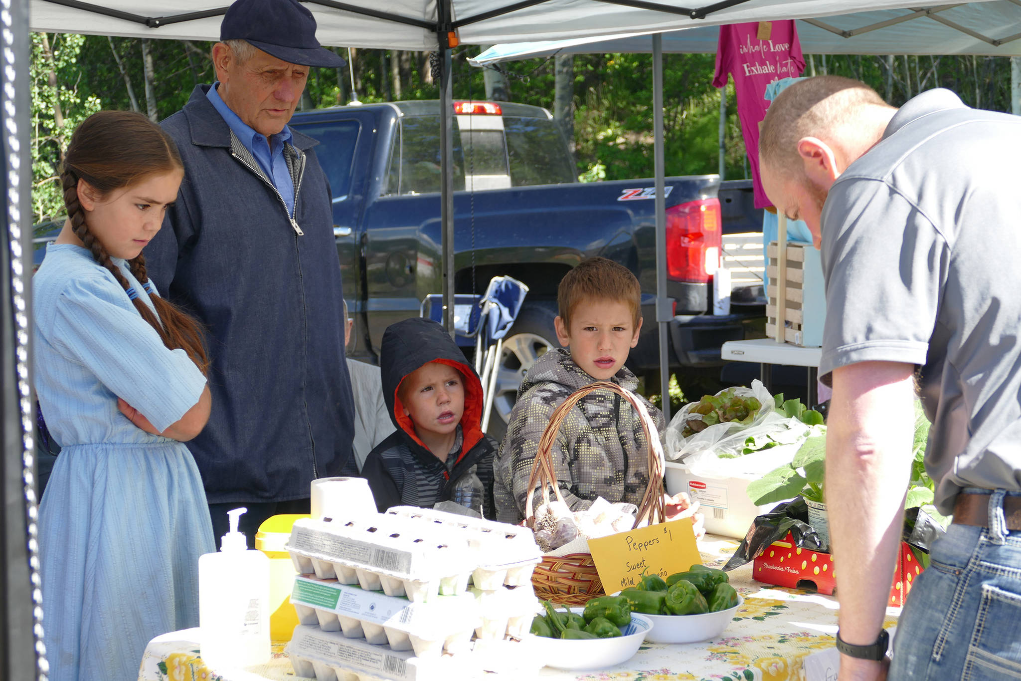 25463489_web1_210616-LDN-SA.FarmersMarket-FIRSTMARKET_5