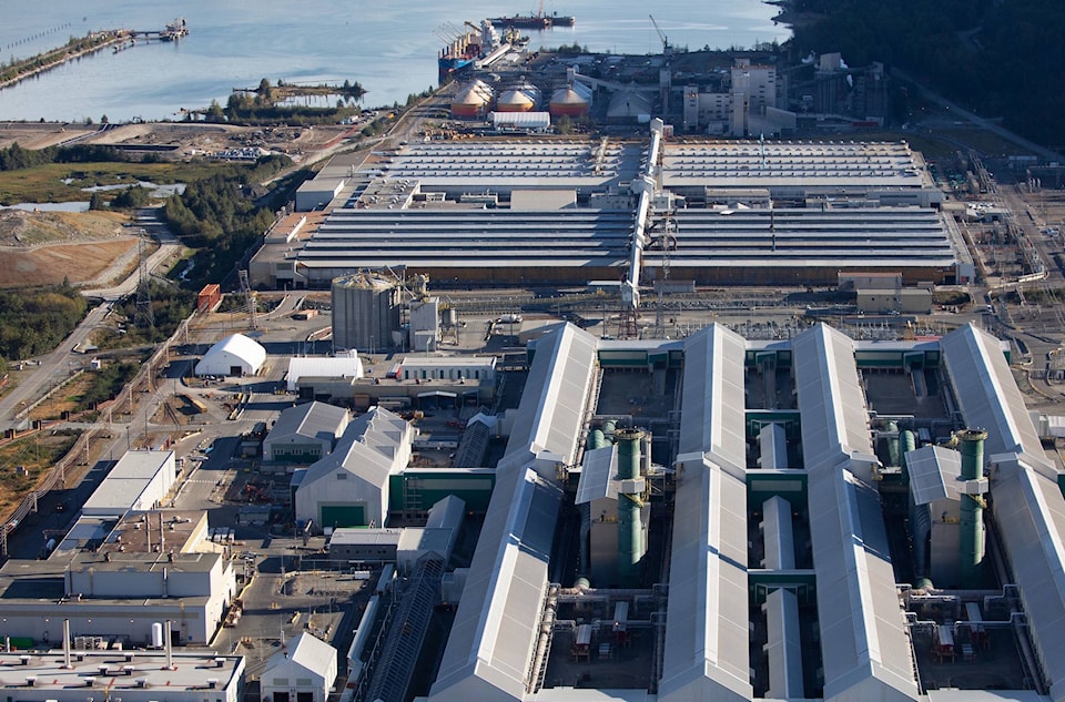 25935114_web1_kitimat-aluminum-smelter-riotinto