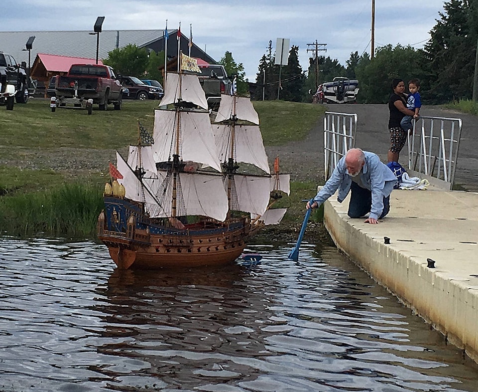 Radio control ship models on sale