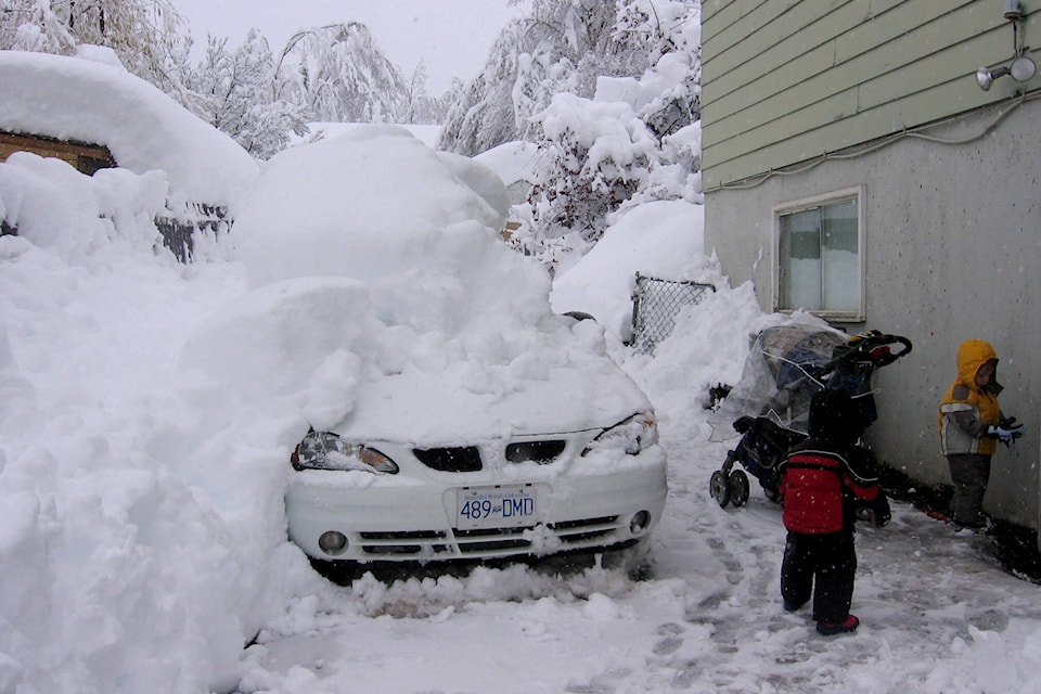 Some local pictures of the snow completely covering the entire town after the snowfall of 2006. (Gina Penner photos/Lakes District )