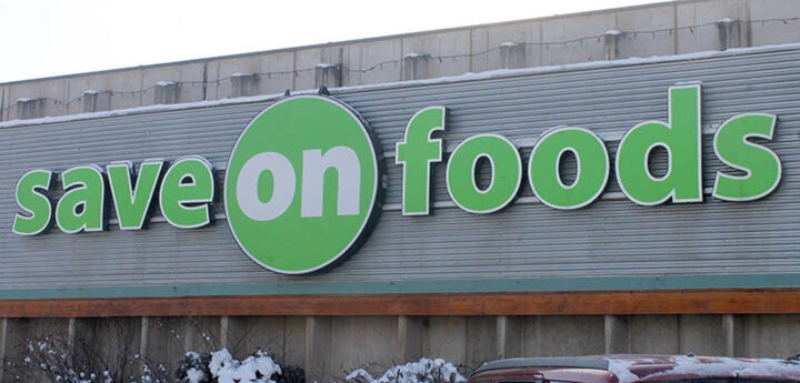 27203302_web1_211124-LDN-GROCERY-STOCK-saveon_1