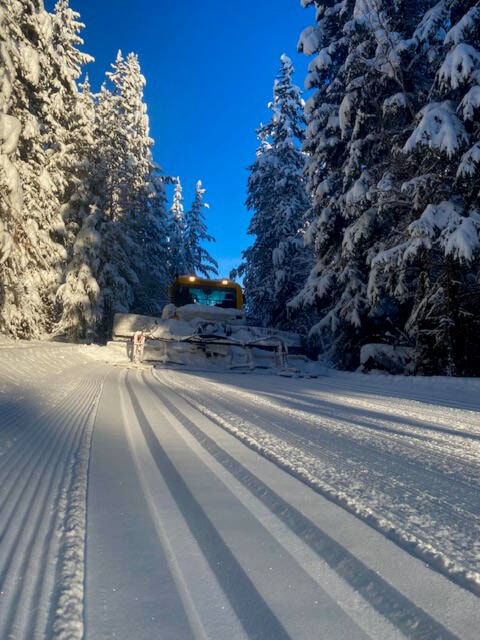 27779447_web1_220119-LDN-omineca-SA-snow_1