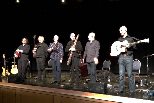 28322671_web1_220309-LDN-arts-show-arts_3