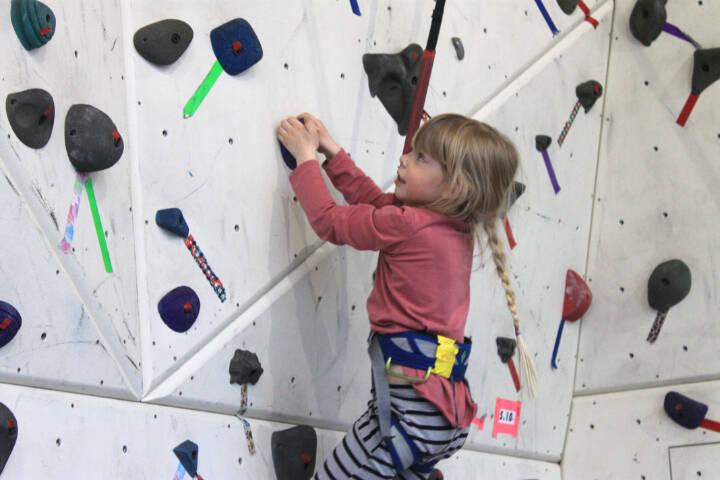 28726597_web1_220413-LDN-rock-climbing-SA-rock_3