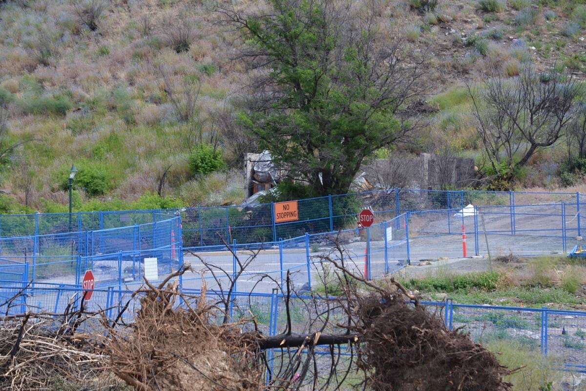 Fencing along River Road leading to Hobo Hollow. (Photo credit: Barbara Roden)