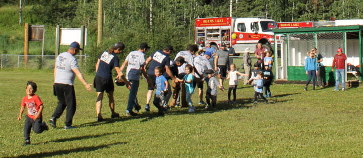29764808_web1_220720-LDN_LittleLeague-Little_6
