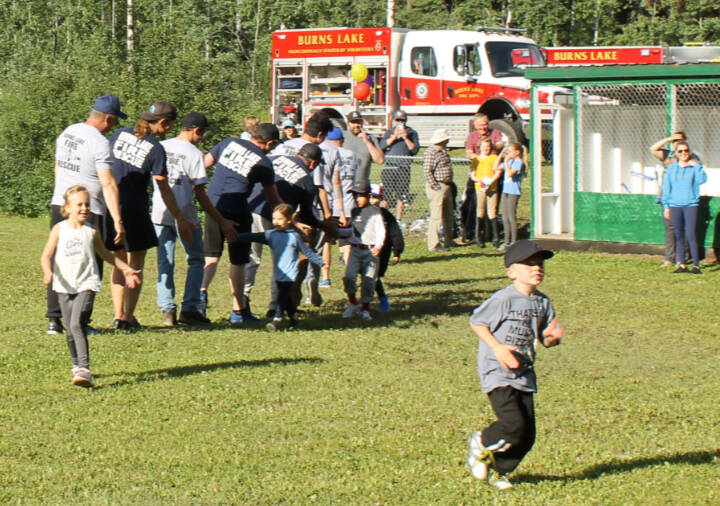 29764808_web1_220720-LDN_LittleLeague-Little_8