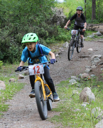 29792514_web1_220720-LDN_bike-rideburns_6