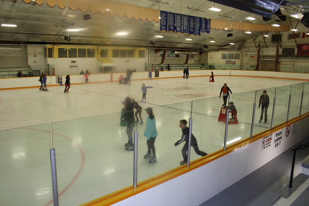 30705934_web1_221019-LDN_publicSkating-pics_4