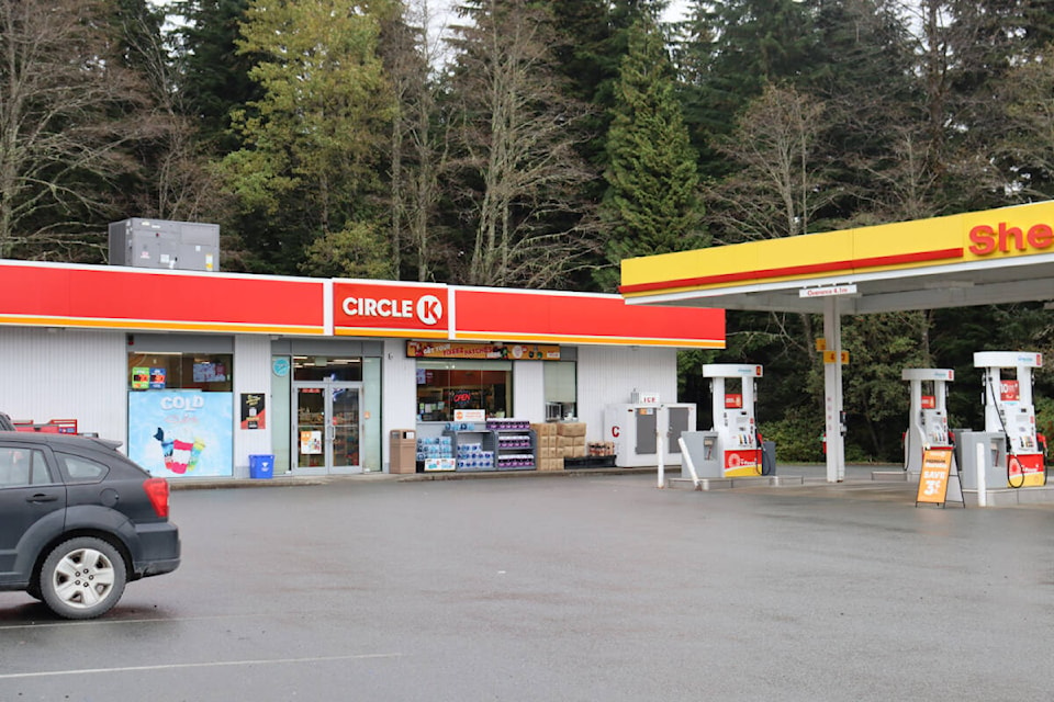 30739211_web1_221103-TST-circlek.kitimat.2022