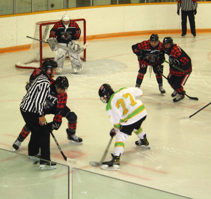 30783251_web1_221026-LDN_Timbermen-firstgame-hockey_4