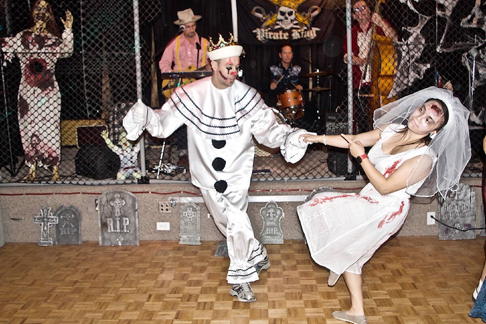 30857530_web1_191025-ABB-Monster-Mash-Dance_1