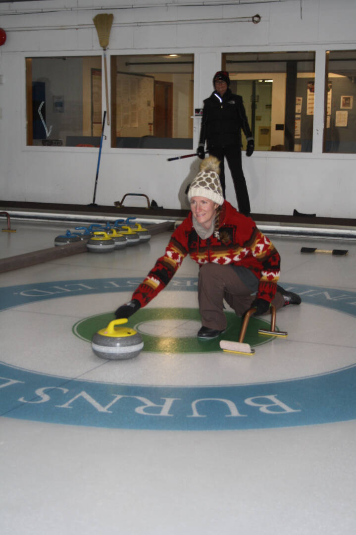 30858237_web1_221109-LDN_ladiescurling-pics_3