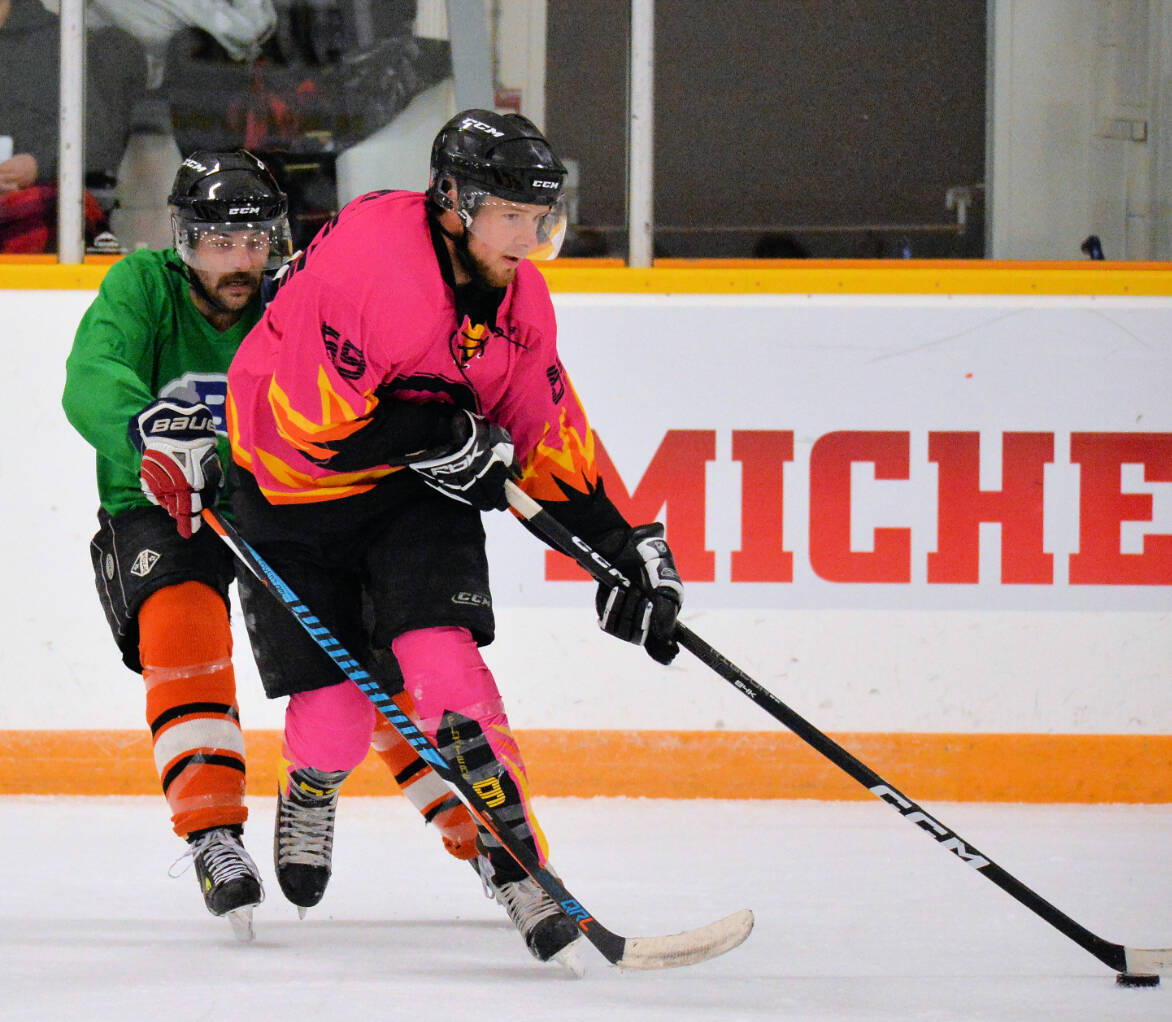 30935415_web1_221116-LDN_Rechockey--hockey_3
