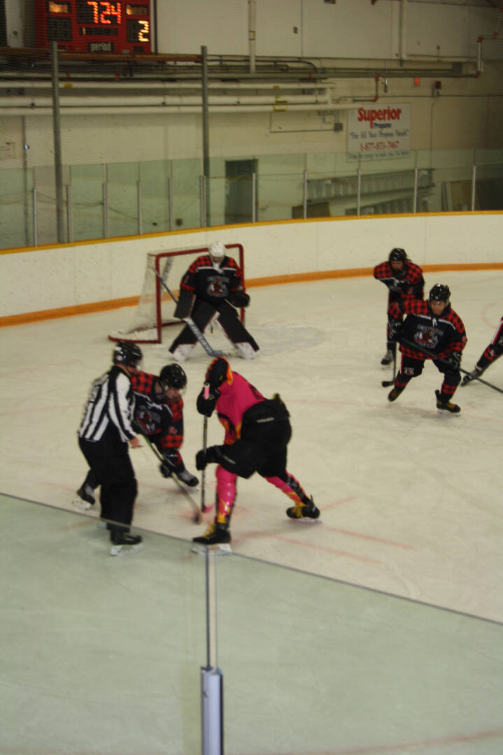 31001798_web1_221116-LDN_timbermen_charity_game-pics_5