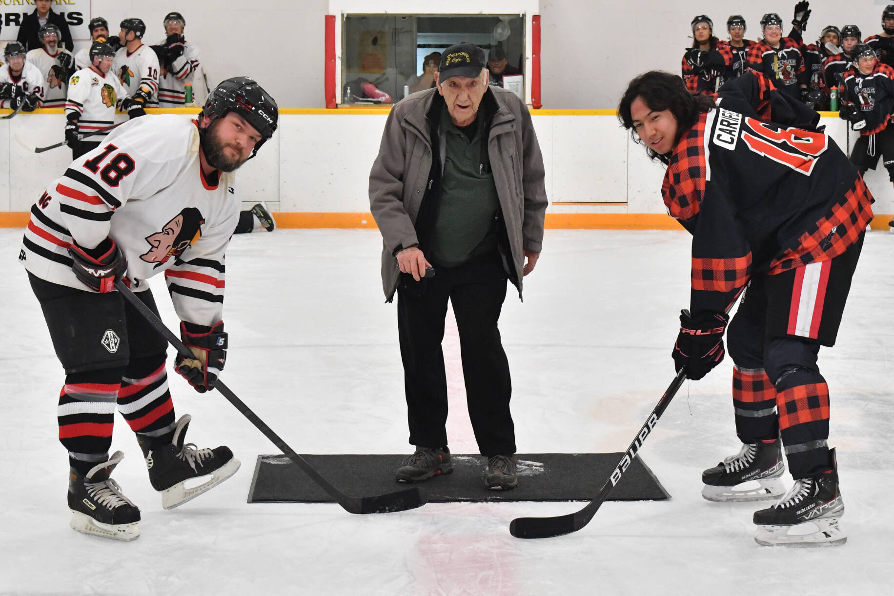 31714859_web1_230108-LDN_Alumin-Hockey_timbermen-pic_1