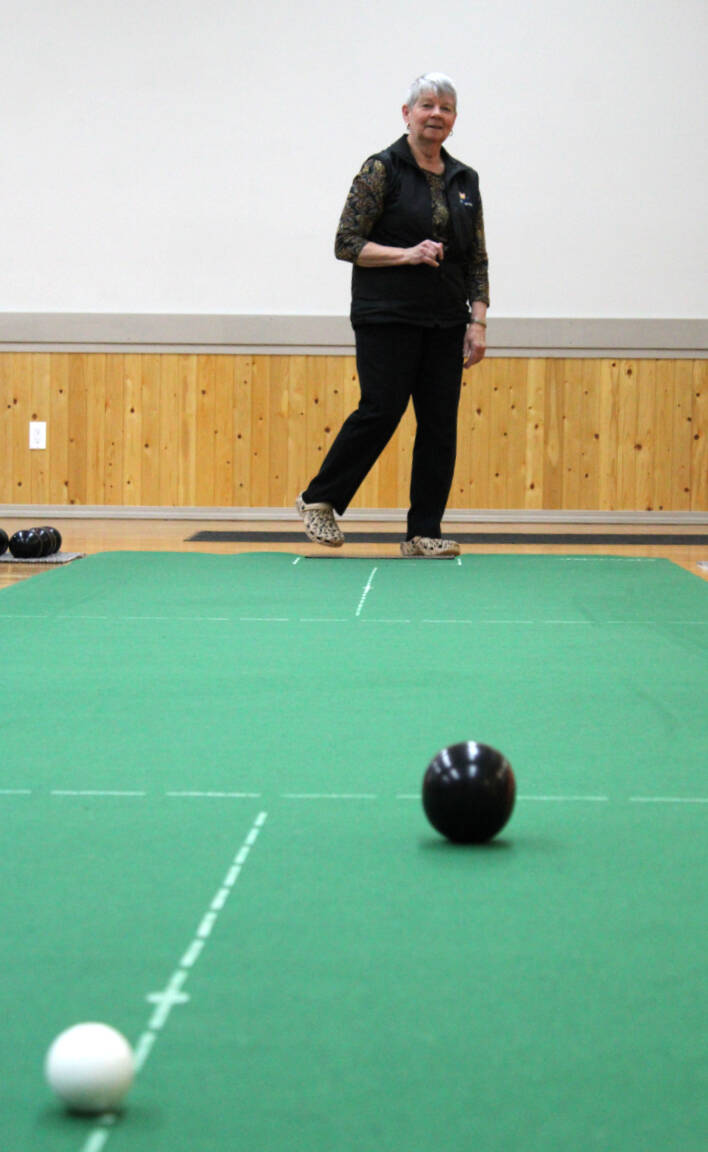 32044352_web1_230322-LDN_carpet_bowling-pics_7