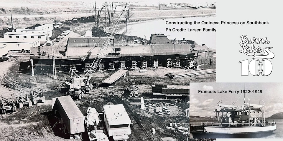 32274104_web1_230426-LDN-WBW-ferrylanding_1