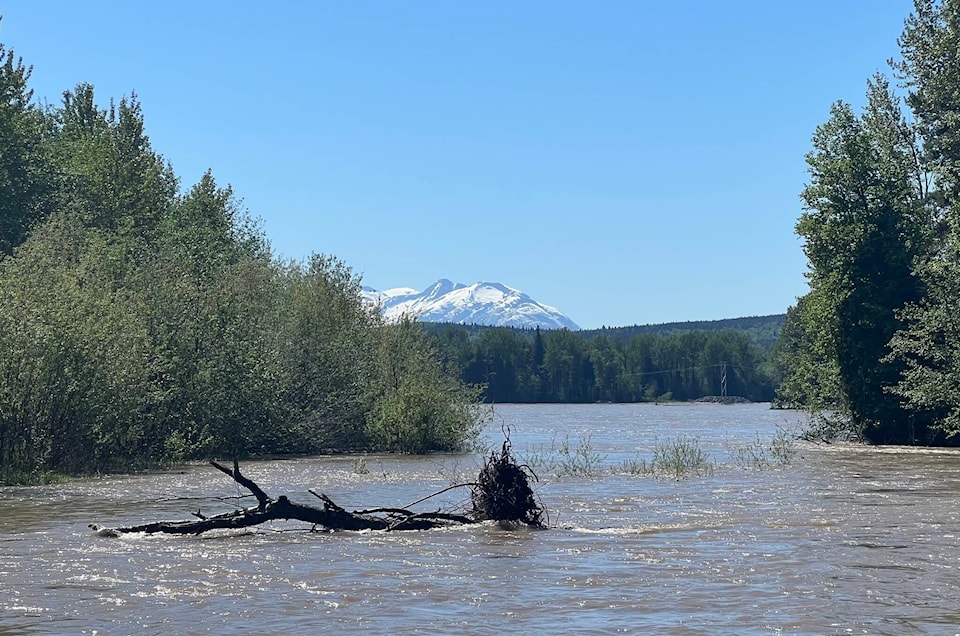 32727721_web1_230525-TST-Skeena-Flood-Watch_1