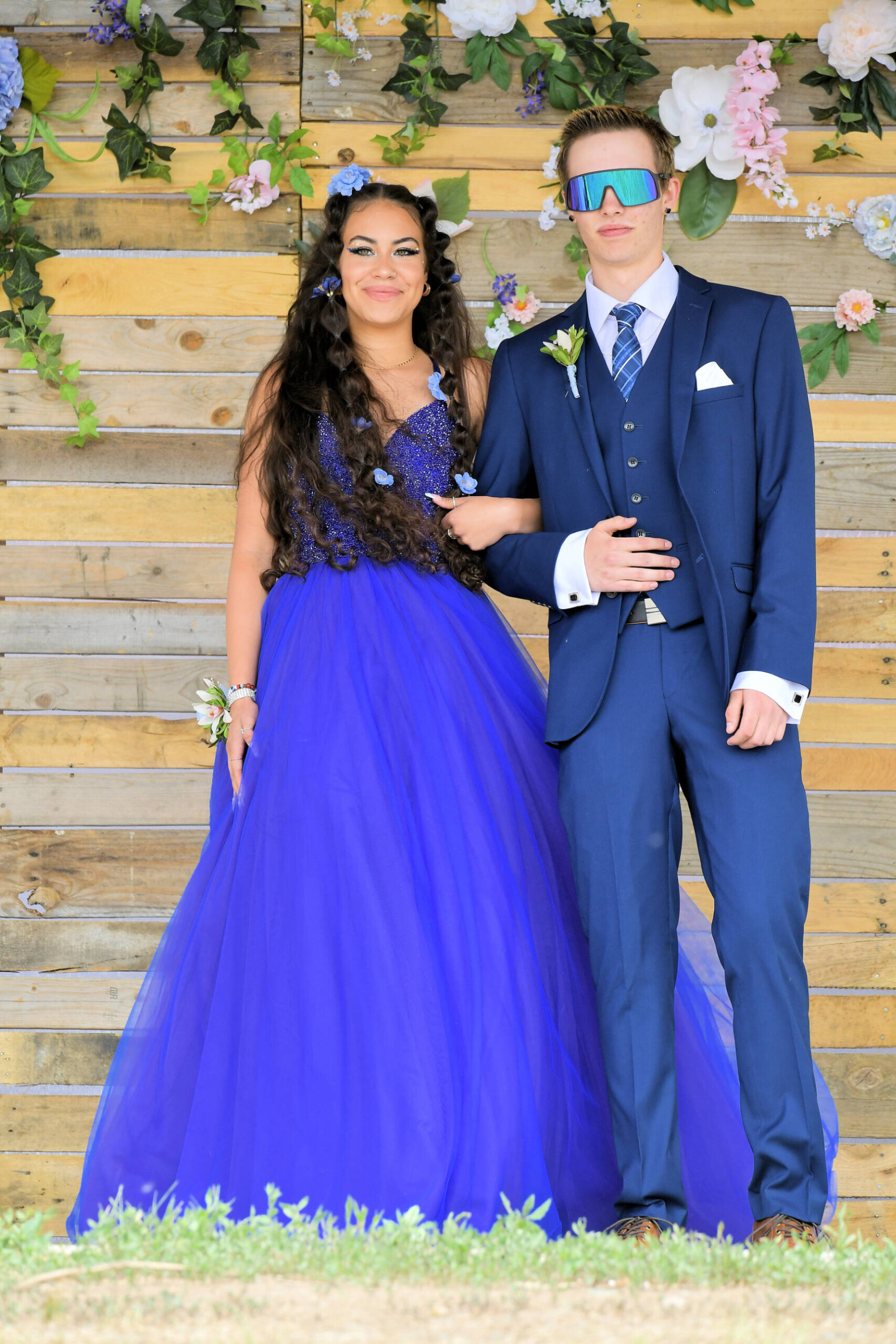 33050724_web1_230621-LDN_grad-grad_23