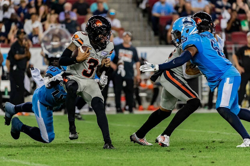 33209707_web1_230704-BPD-Moj-column-Argos-stun-Lions-Lions_1