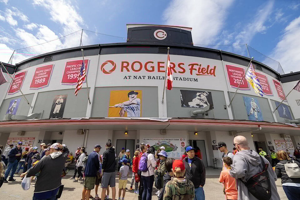 33336755_web1_230718-BPD-Moj-column-Vancouver-Canadians-stadium_1