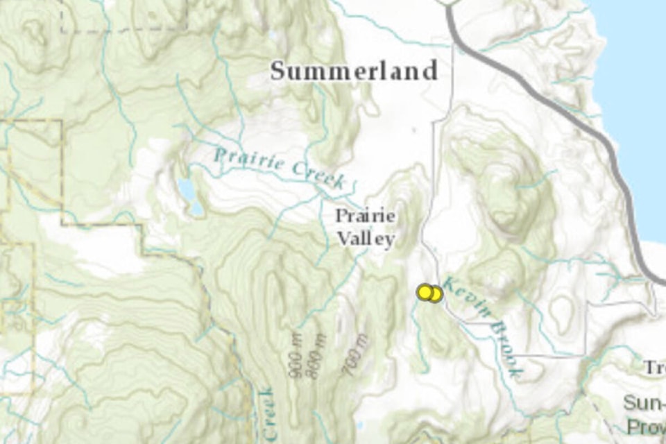 33382220_web1_230726-PWN-WildfireHeld-SummerlandWildfires_1
