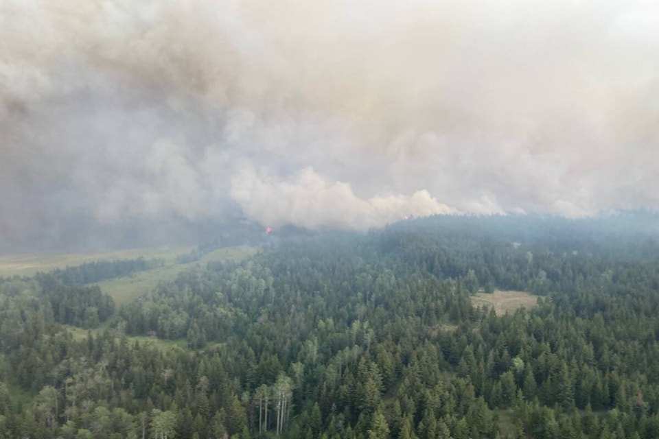 33384743_web1_230727-KCN-ross-moore-fire-_1